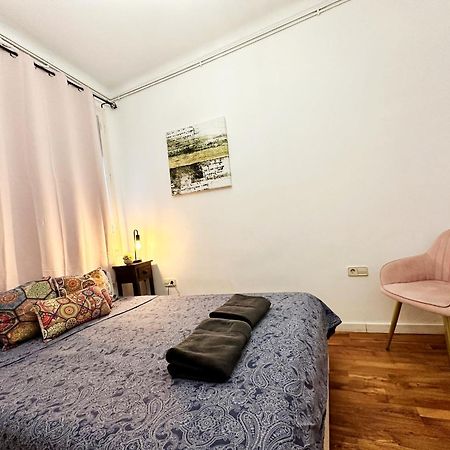 By Urquinaona Private Rooms Barselona Dış mekan fotoğraf